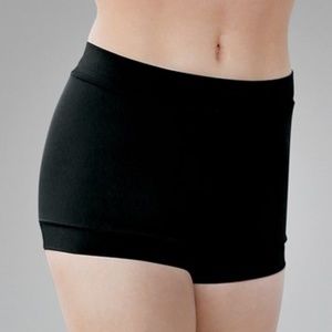 Balera banded bottom booty short, black